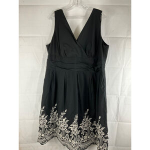 Chic Black Midi Dress with White Embroidery